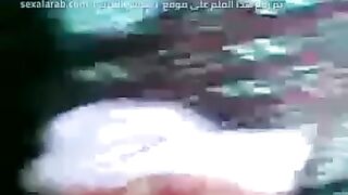 مراهقة مصرية مغرية تعبر عن شغفها | عرب سكس